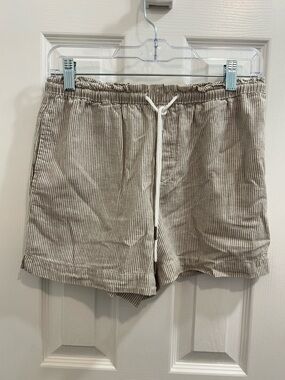 Corduroy Drawstring Women’s Shorts — Neutral Beige